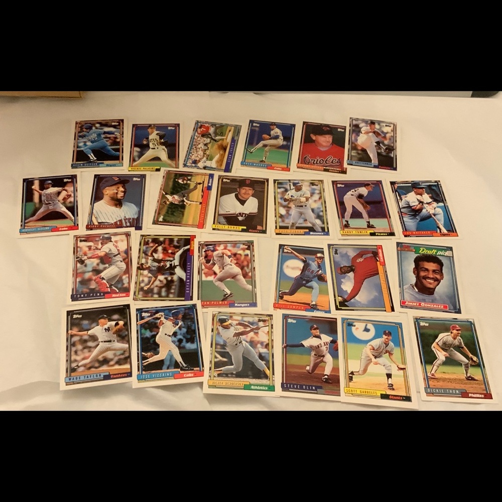 Bundle of Baseball Cards Lot 95